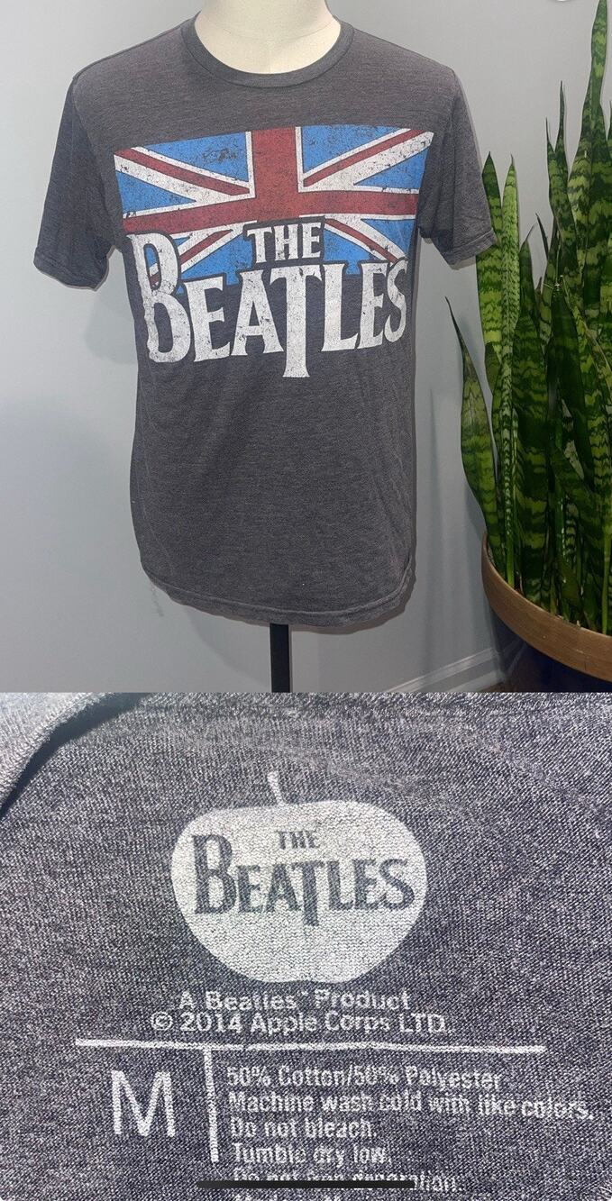 Jen8905 Beatles Vintage Gray T-Shirt. Size Medium. British Flag.